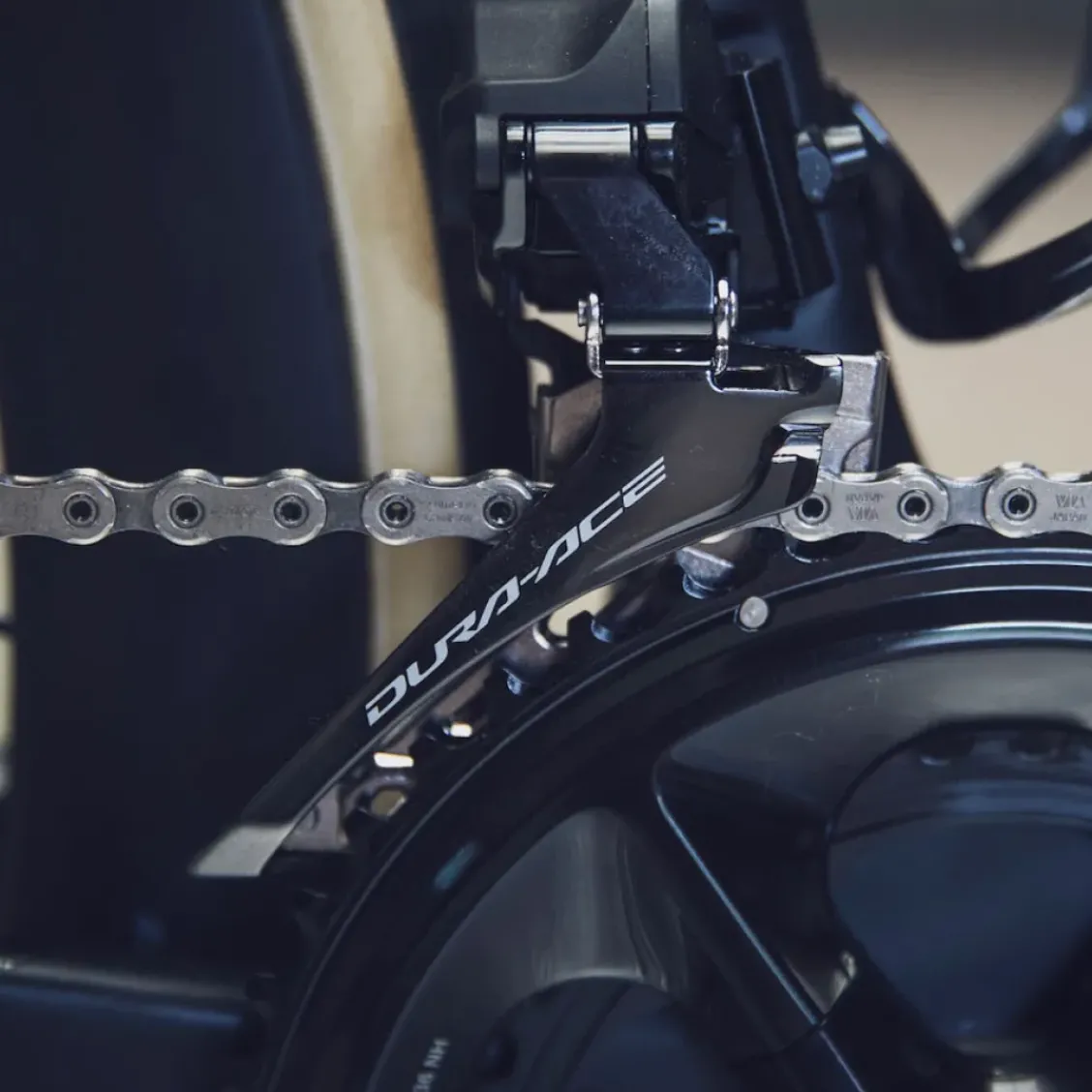 Shimano Dura-Ace FD-9250 Di2 12-Speed Front Derailleur