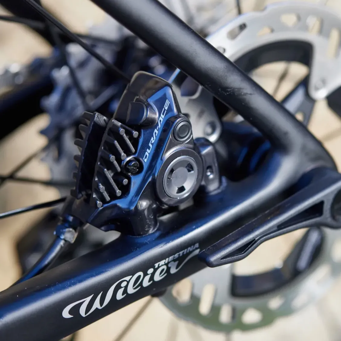 Shimano Dura-Ace R9270 Hydraulic Disc Di2 Left Rear Lever & Caliper